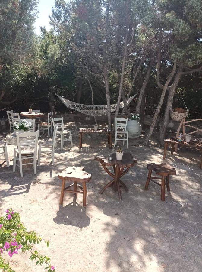 Dioni Lux Inn 2 Pachaina Buitenkant foto